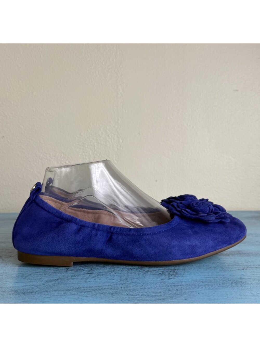 Taryn Rose Rosalyn Ballet Flats Blue Suede Rosette Detail on Toes Sz 8